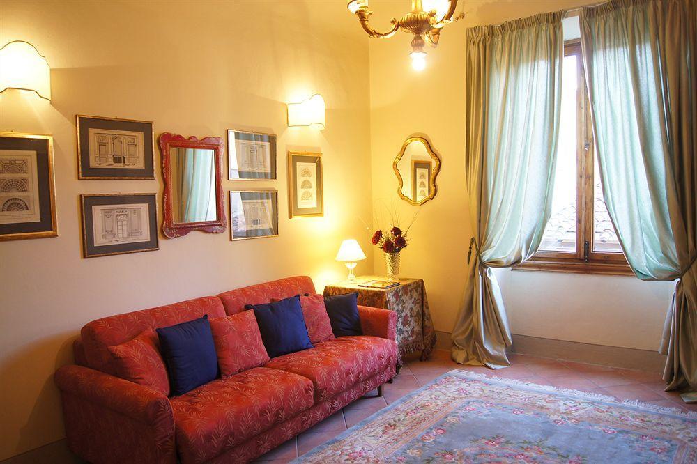 Relais Cavalcanti Guest House فلورنس المظهر الخارجي الصورة