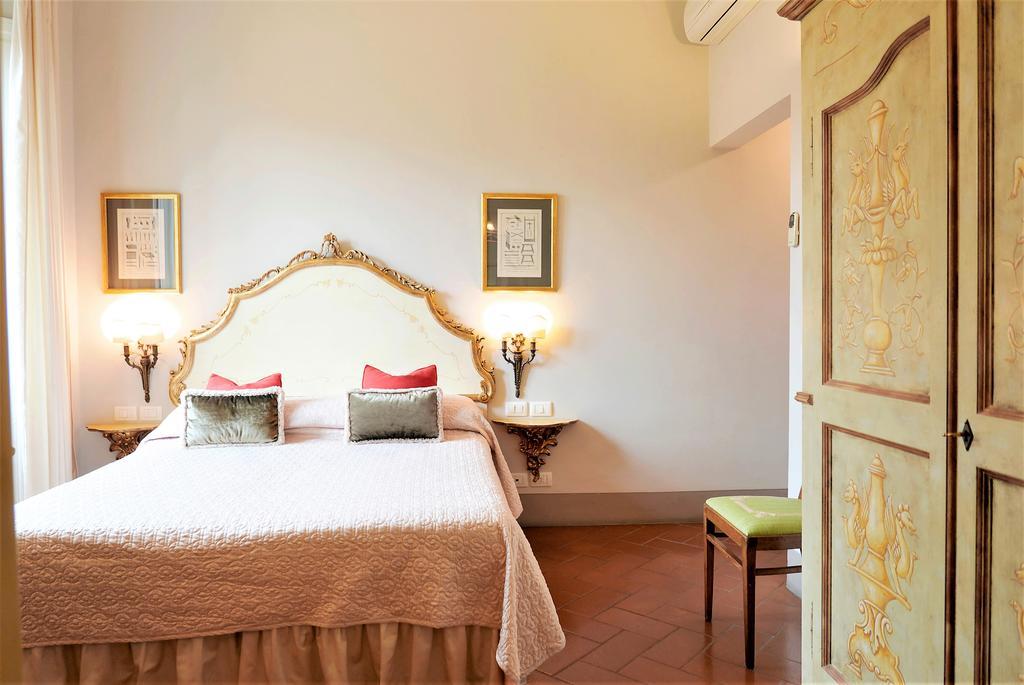 Relais Cavalcanti Guest House فلورنس المظهر الخارجي الصورة