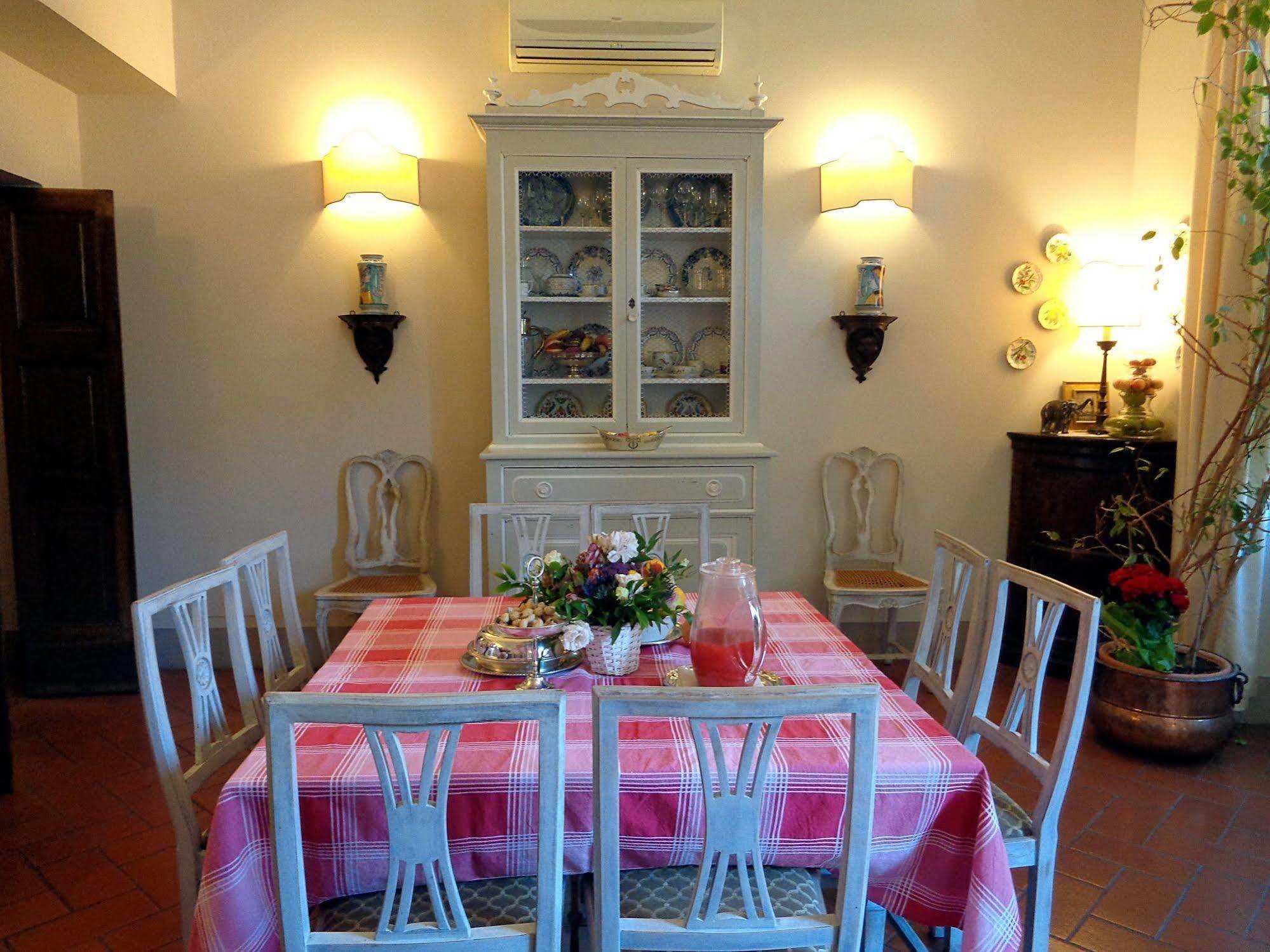 Relais Cavalcanti Guest House فلورنس المظهر الخارجي الصورة